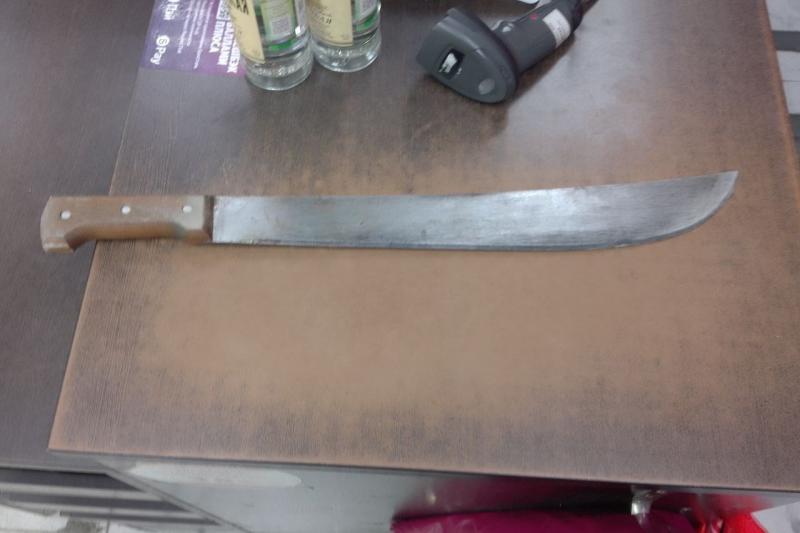 Мачете, розочка, грабёж, пожар и просто неадекват картинка