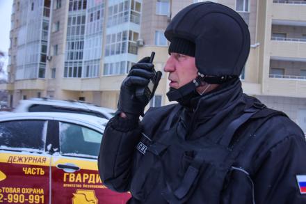 Опасных хулиганов развозила скорая и полиция Опасных хулиганов развозила скорая и полиция