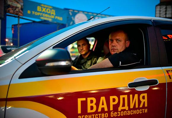 Гвардейцы предотвратили кражу в киоске с кондитерскими изделиями Гвардейцы предотвратили кражу в киоске с кондитерскими изделиями
