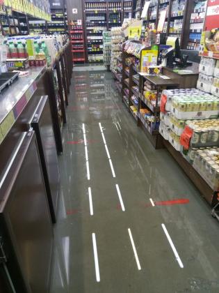 Спиртное лилось рекой Спиртное лилось рекой